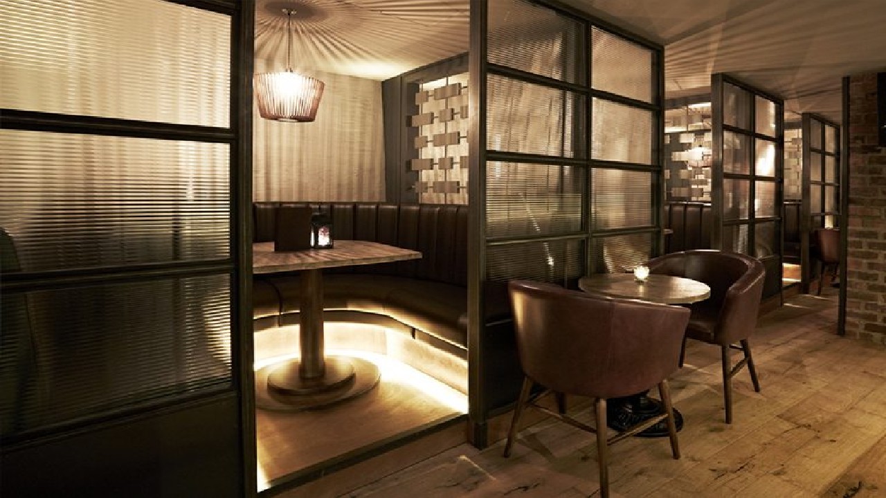 Restaurant / Intimate Dining Space